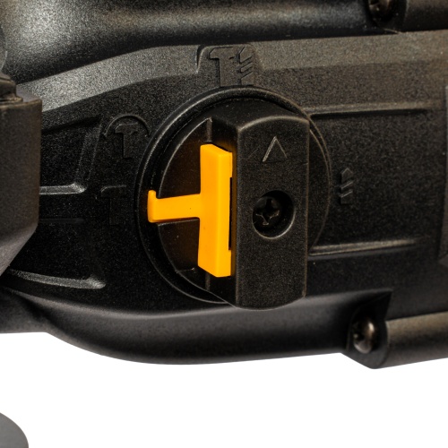 перфоратор электрический denzel rh-650-18 650 вт фото 4