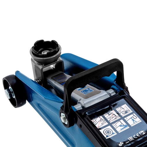 домкрат гидравлический подкатной stels 2 т 140-340 фото 5